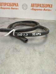 Запчасть уплотнитель задний левый Peugeot 308 2011