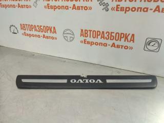 Запчасть накладка на порог салона передняя левая Volvo S40 2006