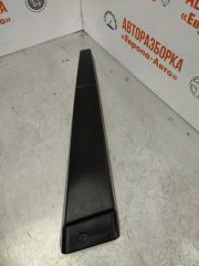 Запчасть накладка на рамку левая Renault Megane 2 2007