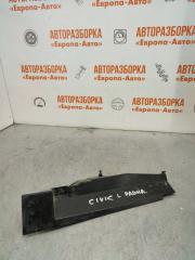 Запчасть кронштейн радиатора левый Honda Civic 4D 2007
