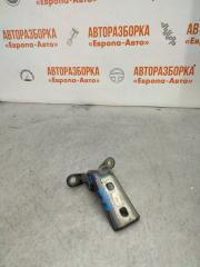 Запчасть петля двери задняя правая Cadillac SRX 2007