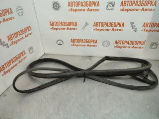 Запчасть уплотнитель кузова левый Cadillac SRX 2007