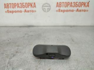 Запчасть форсунка омывателя лобового стекла Volkswagen Tiguan 2008