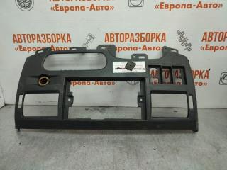 Запчасть накладка декоративная Ford Transit 2007