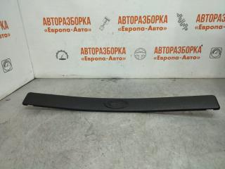 Запчасть накладка на порог салона передняя правая Cadillac SRX 2007