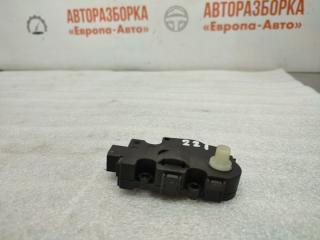 Моторчик заслонок печки Mercedes W221 2006 Б/У Моторчик заслонок печки Mercedes W221 2006