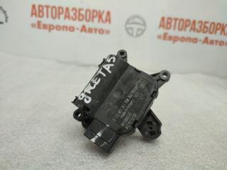 Запчасть моторчик заслонок печки Volkswagen Jetta 2007