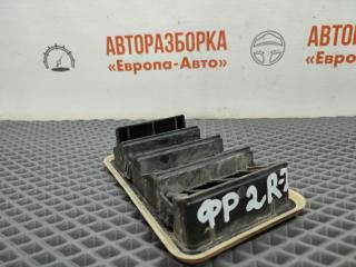 Запчасть решетка вентиляционная задняя правая Land Rover Freelander 2 2007