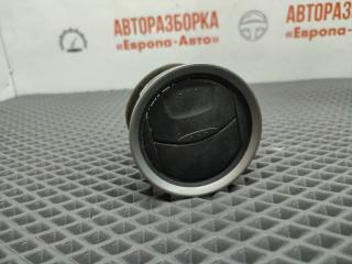 Запчасть дефлектор воздуховода Ford Fusion 2004