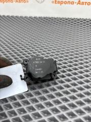 Запчасть моторчик заслонок печки Mercedes W220 2001