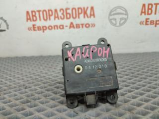 Моторчик заслонок печки SsangYong Kyron 2006 Б/У Моторчик заслонок печки SsangYong Kyron 2006