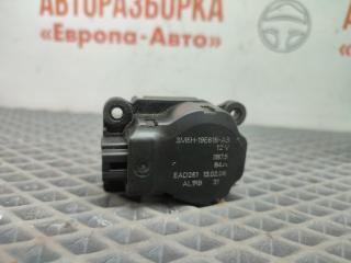 Моторчик заслонок печки Ford C-MAX 2006 Б/У Моторчик заслонок печки Ford C-MAX 2006