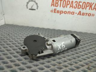 Моторчик люка BMW X5 E53 2005