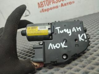 Моторчик люка Volkswagen Tiguan 2016