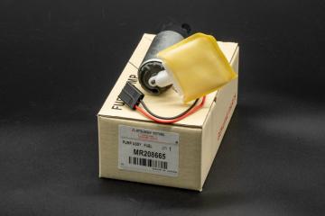 Топливный насос Mitsubishi 4G64