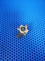 Запчасть датчик высоты дорожного просвета задний Toyota Camry