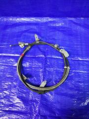 Запчасть трос стояночного тормоза правый Toyota Prius