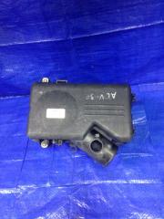 Запчасть корпус воздушного фильтра Toyota Camry