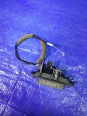 Ручка открывания багажника задняя Axela BK5P