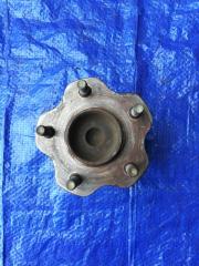 Ступица задняя правая Nissan Serena контрактная Ступица задняя правая Nissan Serena