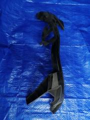 Запчасть крепление бампера переднее левое Subaru impreza