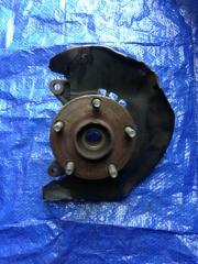 Запчасть ступица передняя левая Toyota Camry