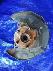 Запчасть ступица передняя левая Toyota Vista