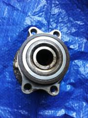 Ступица задняя правая Subaru Legacy BH5