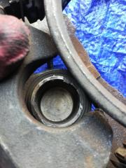 Суппорт тормозной передний левый Auris ZRE152 2ZRFE