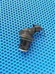 Фото запчасти насос омывателя передний Lexus RX450H контрактная запчасть Запчасть насос омывателя передний Lexus RX450H