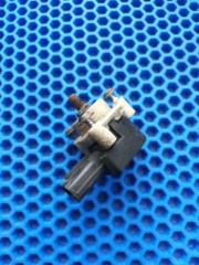 Датчик высоты дорожного просвета задний Mazda RX-8 SE3P FE035122YC контрактная