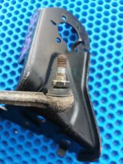 Крепление датчика высоты дорожного просвета заднее Honda CR-V RD7