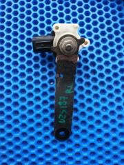 Запчасть датчик высоты дорожного просвета задний левый Toyota Crown