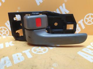 Фото запчасти ручка двери внутренняя задняя левая TOYOTA HARRIER контрактная запчасть Запчасть ручка двери внутренняя задняя левая TOYOTA HARRIER