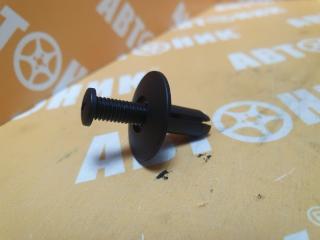 Запчасть клипса