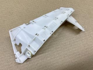 Крепление бампера заднее левое Subaru Forester 2010