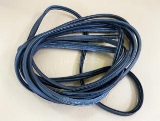 Уплотнительная резинка Subaru Forester 2008 контрактная Уплотнительная резинка Subaru Forester 2008