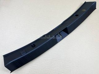 Накладка замка багажника Subaru Impreza 2011