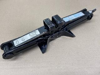 Домкрат Subaru Impreza WRX STi 2011