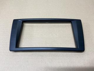 Рамка магнитофона Subaru Forester 2012