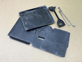 Крепление аккумулятора Subaru Impreza WRX STi 2012 контрактная Крепление аккумулятора Subaru Impreza WRX STi 2012