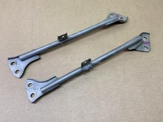 Распорки под крылья передние Subaru Impreza WRX STi 2012 контрактная Распорки под крылья передние Subaru Impreza WRX STi 2012