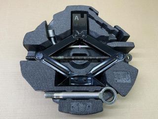 Домкрат Subaru Outback 2012