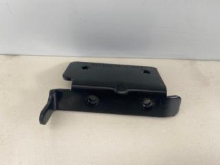 Кронштейн левый Mercedes Axor 2018