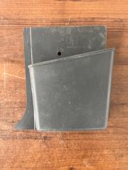 Вещевой ящик правый Mercedes Axor 2018