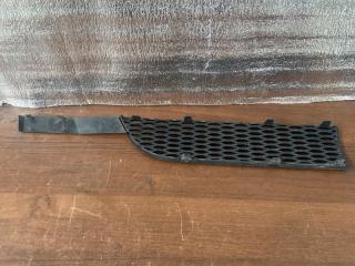 Решетка капота левая Mercedes Axor 2018