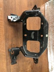 Кронштейн торпедо передний Mercedes Actros 2021