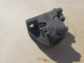 Кронштейн крыла задний Volvo FH4 2014