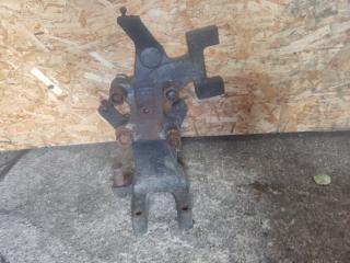 Кронштейн пневмоподушки передний левый Scania 4-series