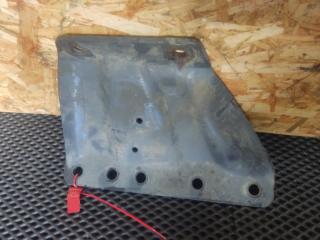 Кронштейн траверсы Scania P-series 2004-2020 Б/У Кронштейн траверсы Scania P-series 2004-2020